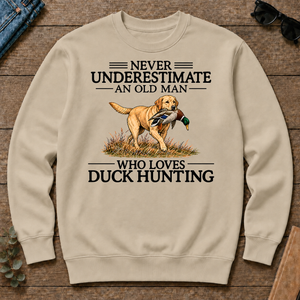 Never Underestimate An Old Man Who Loves Duck Hunting Art - sand - CS2D-Sand