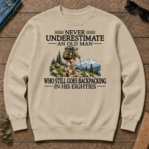 Never Underestimate An Old Man Backpacking 80s - sand - CS2D-Sand