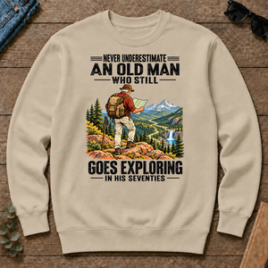 An Old Man Still Goes Exploring In His 70s - sand - CS2D-Sand