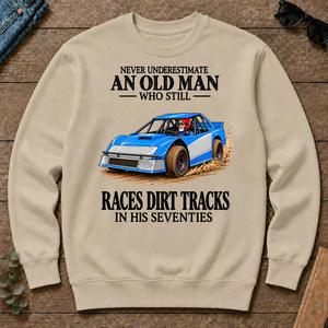 An Old Man Still Races Dirt Tracks In His Seventies - sand - CS2D-Sand