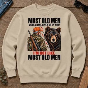 Bear Hunting Most Old Men Would Have Given Up By Now - sand - CS2D-Sand