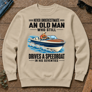 An Old Man Still Drives A Speedboat In His 70s - sand - CS2D-Sand