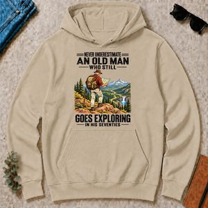 An Old Man Still Goes Exploring In His 70s - sand - HS2D-Sand