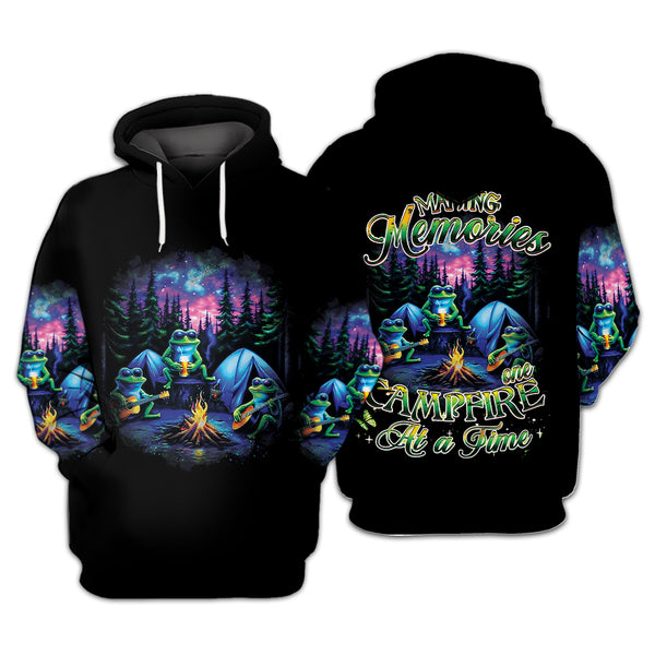 Frog Making Memories One Campfire At A Time