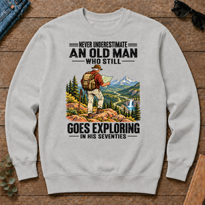 An Old Man Still Goes Exploring In His 70s - ash - CS2D-Ash