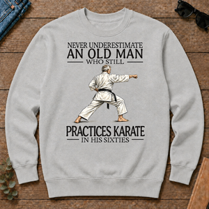 An Old Man Who Still Pratices Karate In His Sixties - ash - CS2D-Ash