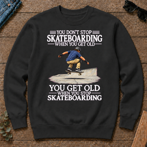 Old Man Don't Stop Skateboarding - black - CS2D-Black