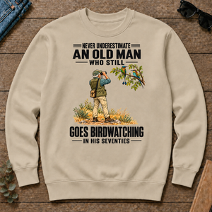 An Old Man Still Goes Birdwatching In His 70s - sand - CS2D-Sand