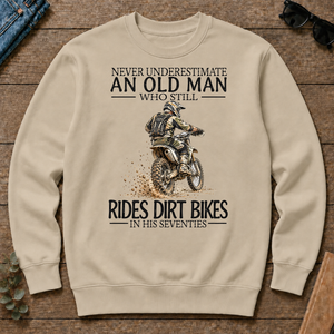 An Old Man Who Still Rides Dirt Bikes In His Seventies - sand - CS2D-Sand