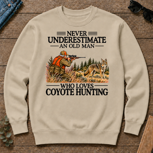 Never Underestimate An Old Man Coyote Hunting - sand - CS2D-Sand