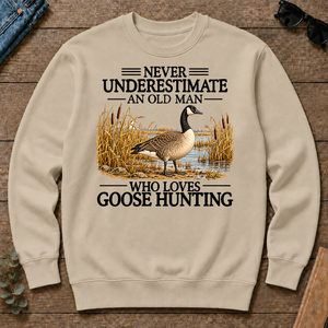 Never Underestimate An Old Man Who Loves Goose Hunting - sand - CS2D-Sand