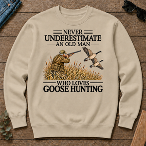 Never Underestimate An Old Man Goose Hunting - sand - CS2D-Sand