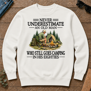 Never Underestimate An Old Man Camping 80s - white - CS2D-White