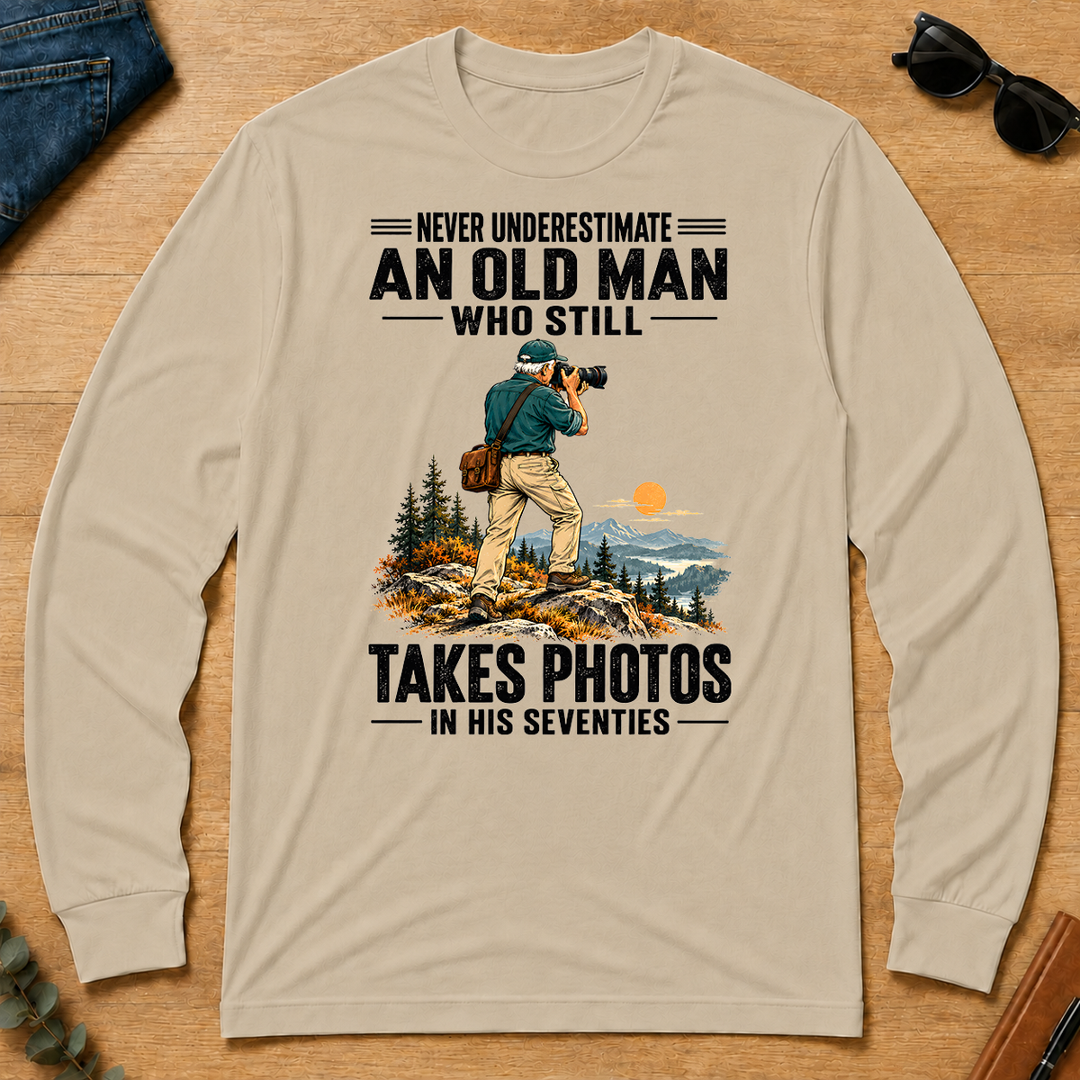 An Old Man Still Takes Photos In His 70s - sand - LST2D-Sand