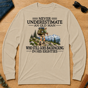 Never Underestimate An Old Man Backpacking 80s - sand - LST2D-Sand