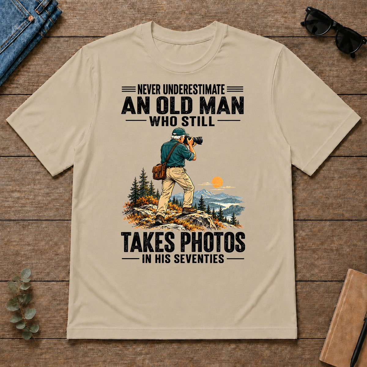 An Old Man Still Takes Photos In His 70s - sand - TS2D-Sand